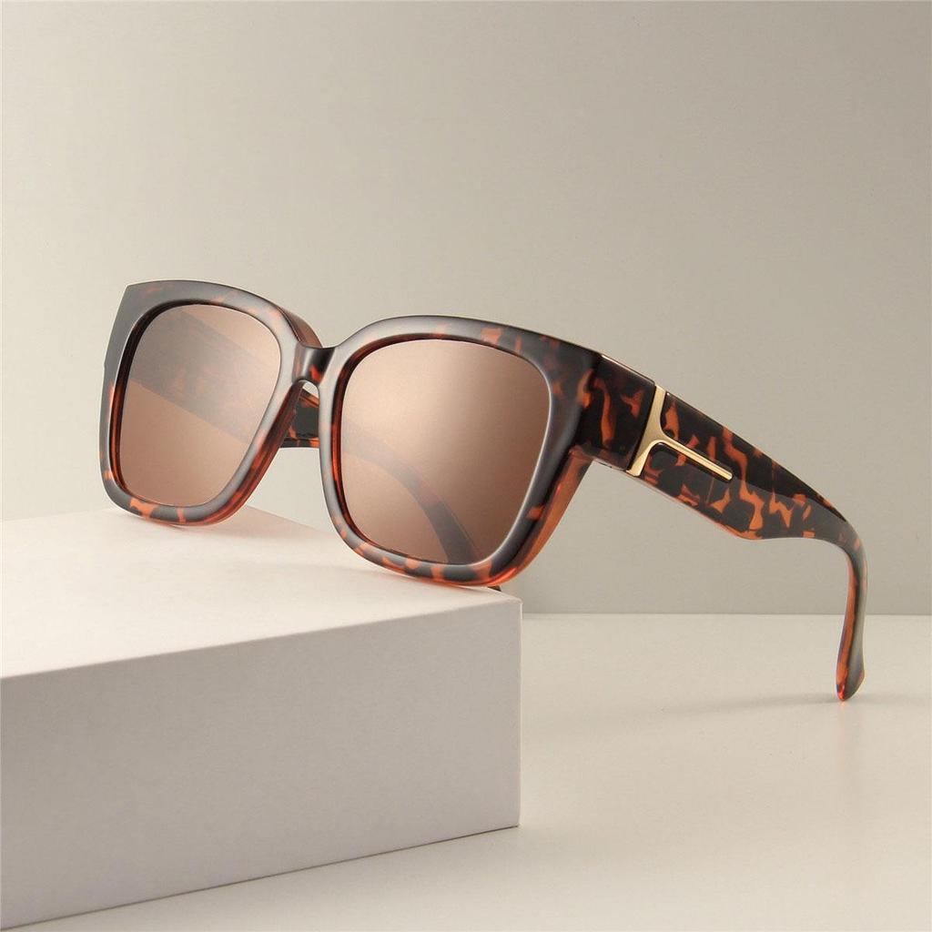 2025 Trendy Myopia Clip-on Gradientní Polarizované Sluneční Brýle – Velký Čtvercový Rám pro Ženy, Ideální pro Řízení a Cyklistiku.