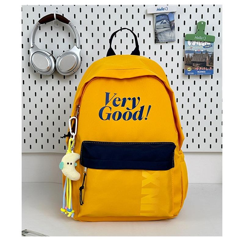 A Niche Japanese-style Backpack, A Retro Large-capacity Casual Backpack, and A Lightweight and Versatile Backpack