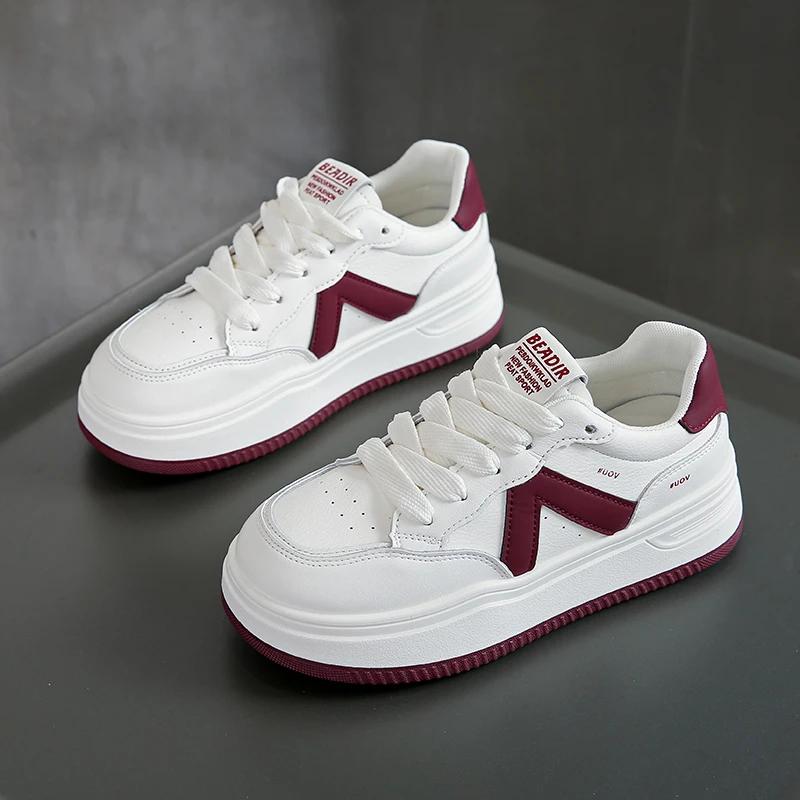 2025 New Women Leather Flat Shoes Autumn Breathable Vulcanized White Sports Lace Up Thick Soled Casual Shoes for Women