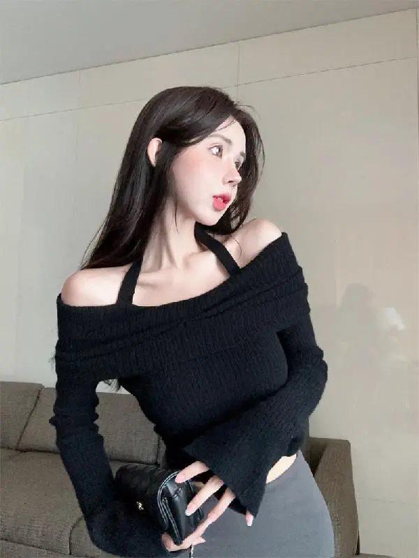 Women's Off-Shoulder Halter Neck Long-Sleeve Knitted Sweater – Slim Fit Short Style for Autumn & Winter