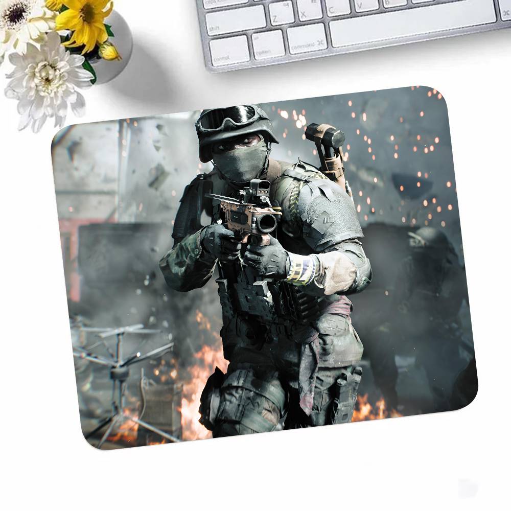 Game Battlefield 6 Mousepad Small LockEdge Mouse Pad For Gamers Computer Desk Pad Rectangular Anti-slip Rubber