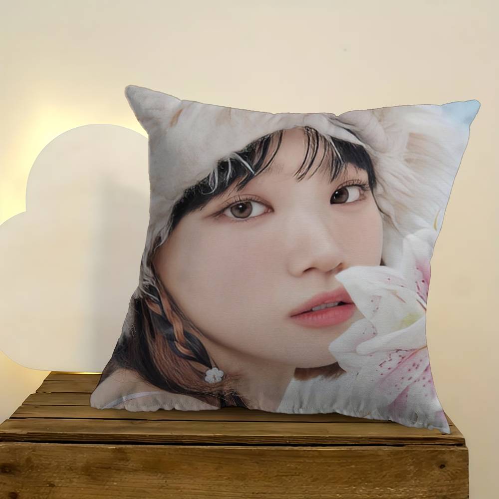 Singer C-Chaewon Beauty Pillow Cover For Bedroom Room And Living Room Sofa Decorative Cushion Cover
