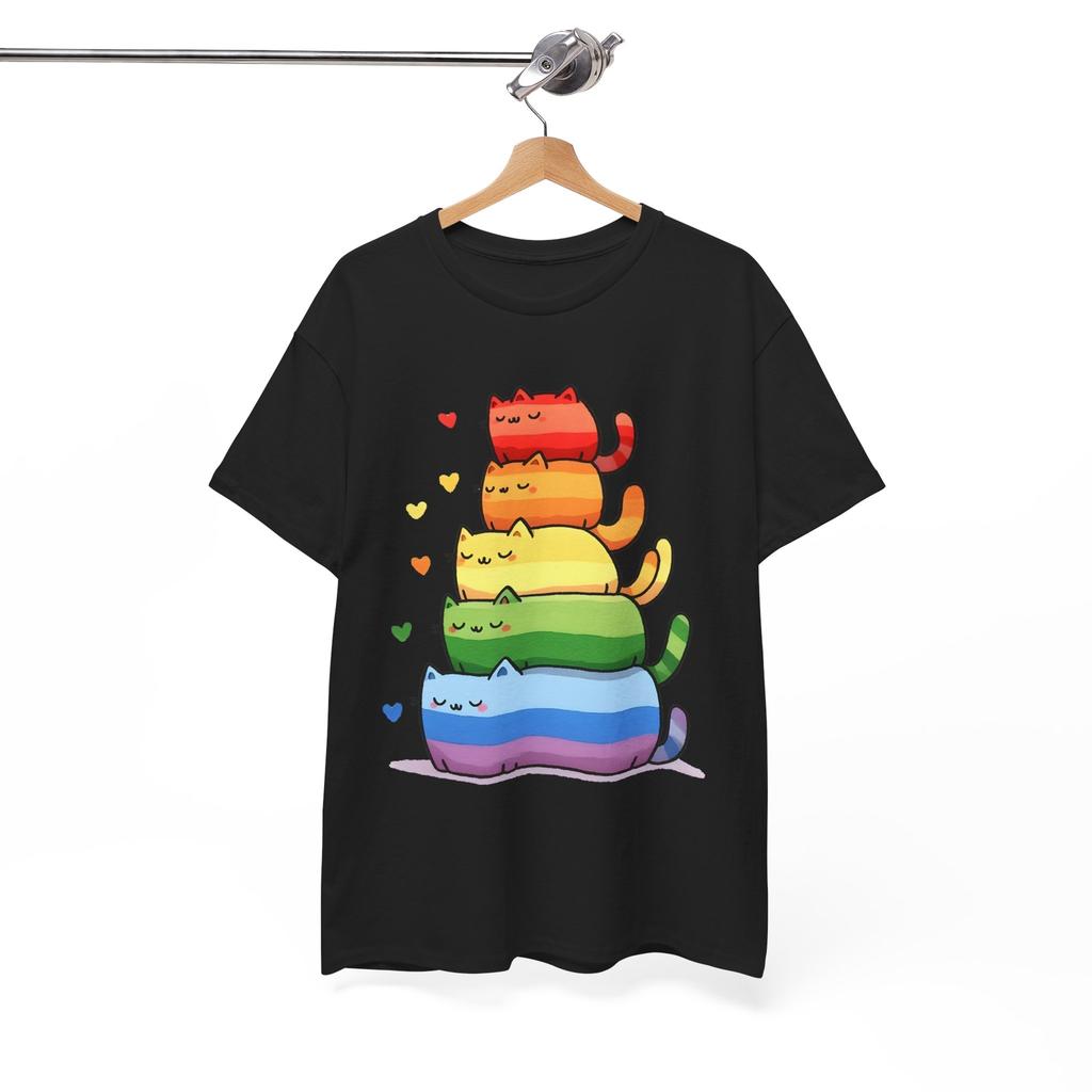 T-Shirt Love is Love | Maglietta Equality LGBTQ+ | Regalo Colorato Pride