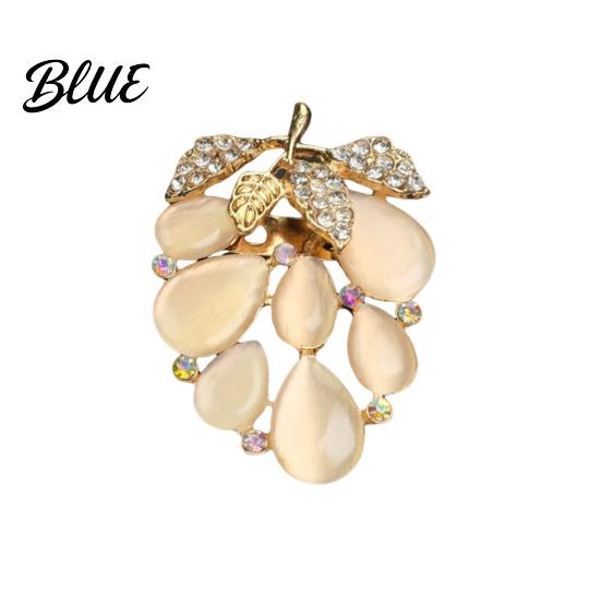 Zinc Alloy Brooch Retro Style Round Floral Design Lapel Pin