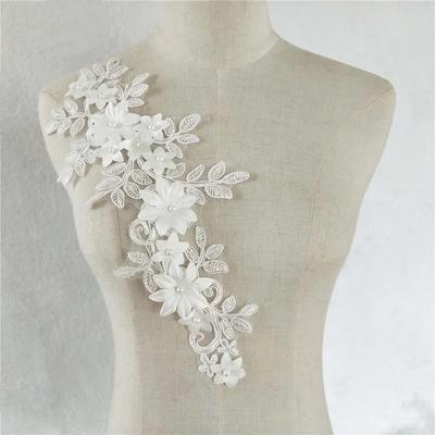 2Pairs Elegant Lace Fabric Cloth Stickers DIY White Embroidery Stickers Exquisite Polyester Clothing Applique Wedding Dress