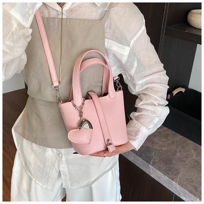 Torby damskie – Kuferki