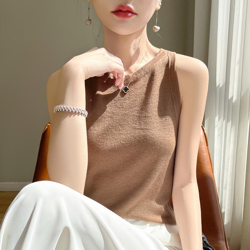 Women s Striped Sleeveless Camisole: Round Neck, Lightweight Summer Base Layer Top Medium