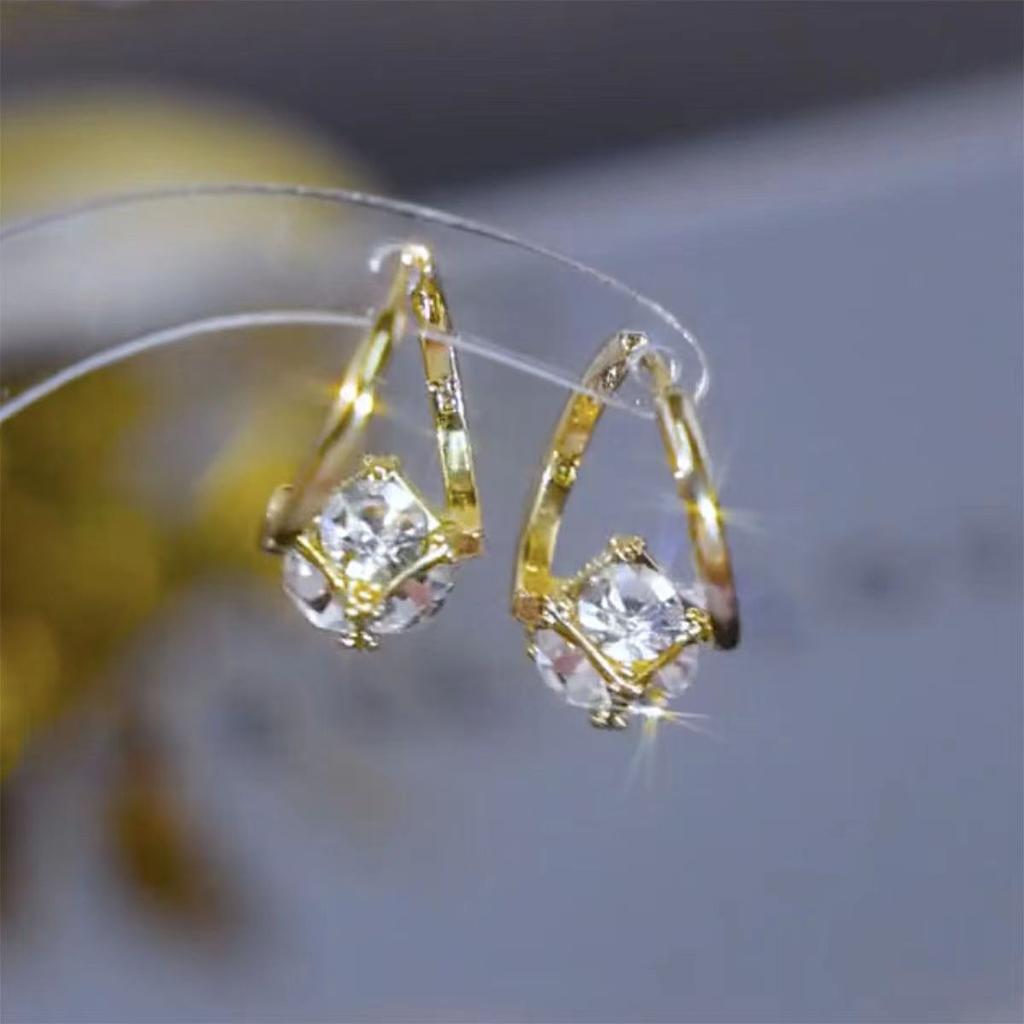 Leichter Luxus und High-End Damenohrringe, Kleine und Exquisite Zirkon Ohrring-Stecker