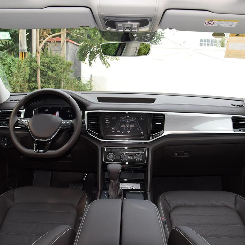 Car QI Wireless Charging Phone Charger Wireless Mobile Charger Fast Charging Plate Accessories for VW Teramont 2017 2018