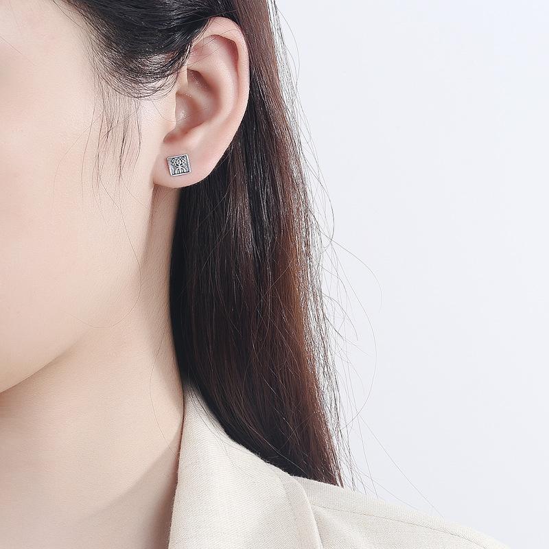 Simple Stud Earrings Women'S Chinese Style Retro Old Text Joy Square Boys Personalized Earrings
