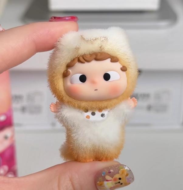 Černá Hra Heyone Oh Cub Kapuce Dobrodružství Roztomilá Série Částic Mini Slepá Krabička Roztomilá Trendy Hračka Ozdoby Dárek na Valentýna