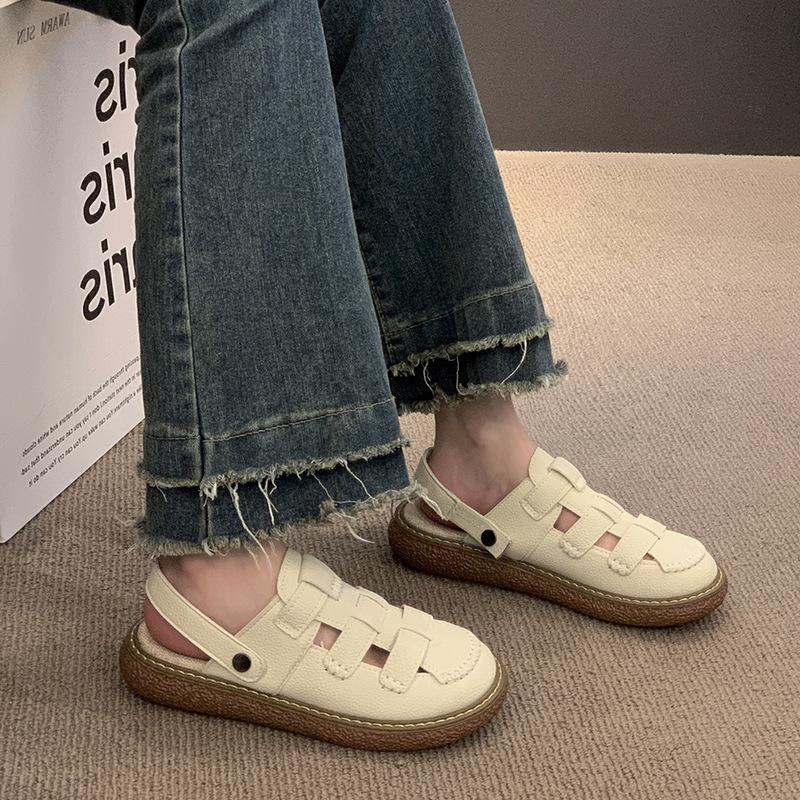 

Baotou half slippers women s summer wear high-end two wear Roman sandals 2025 new versatile flat-bottomed pregnant women sandals 40