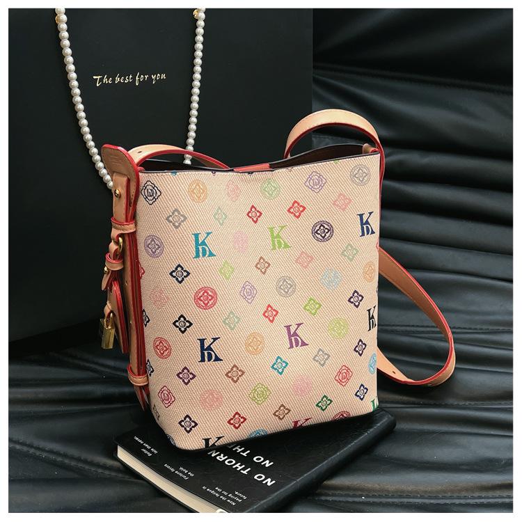2026 Women's Spring Monogram Shoulder Bag: High-End Fashion & Versatile Handbag