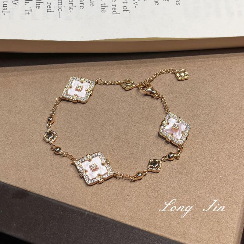 Vintage French Palace Style Peach Gold Plated Four-Leaf Clover Necklace Bracelet Ring Earring Set Women