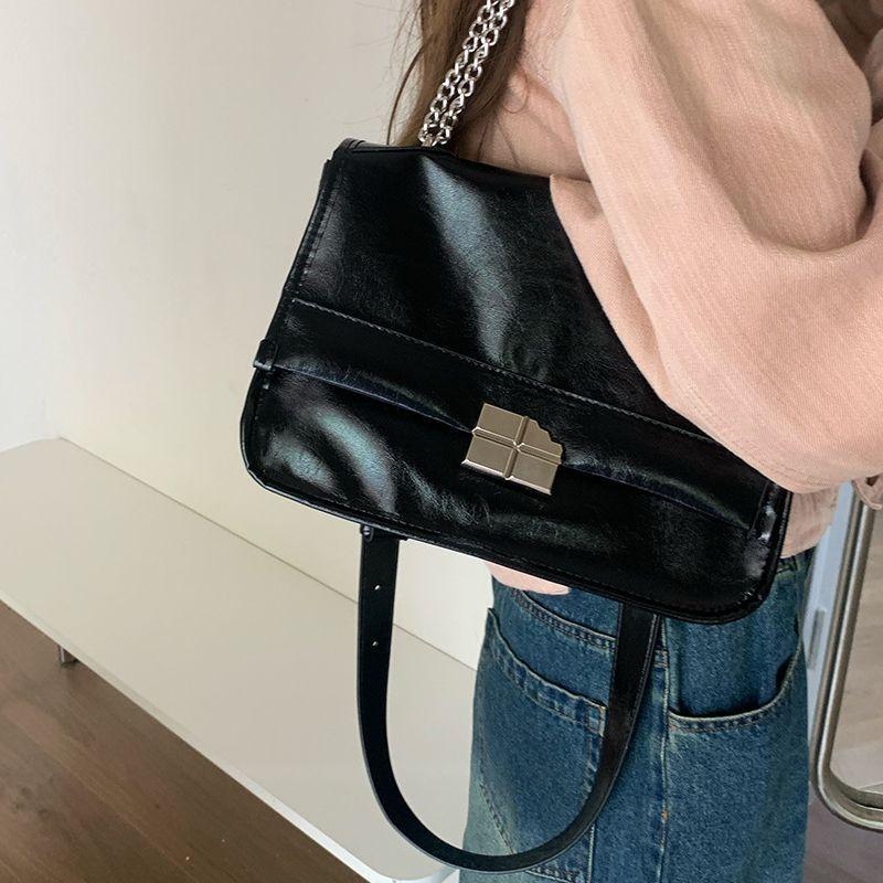 Niche Design Texture Underarm Bag Women's New Trendy Cool Chain Bag Versatile Large Capacity Shoulder Messenger Bag