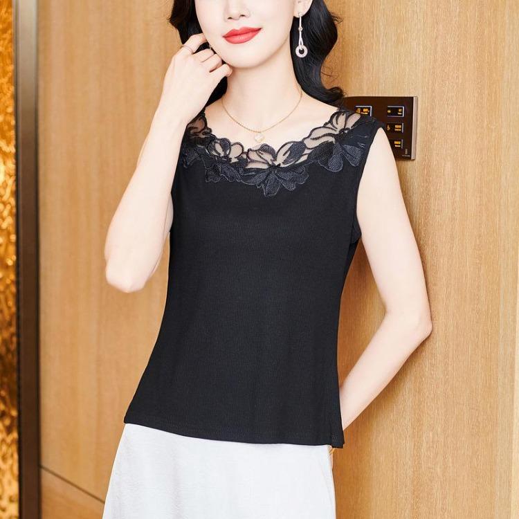 Spring New Lace Embroidered Suspender Vest Tops for Women Outerwear Small Shirts Inner Bottoming