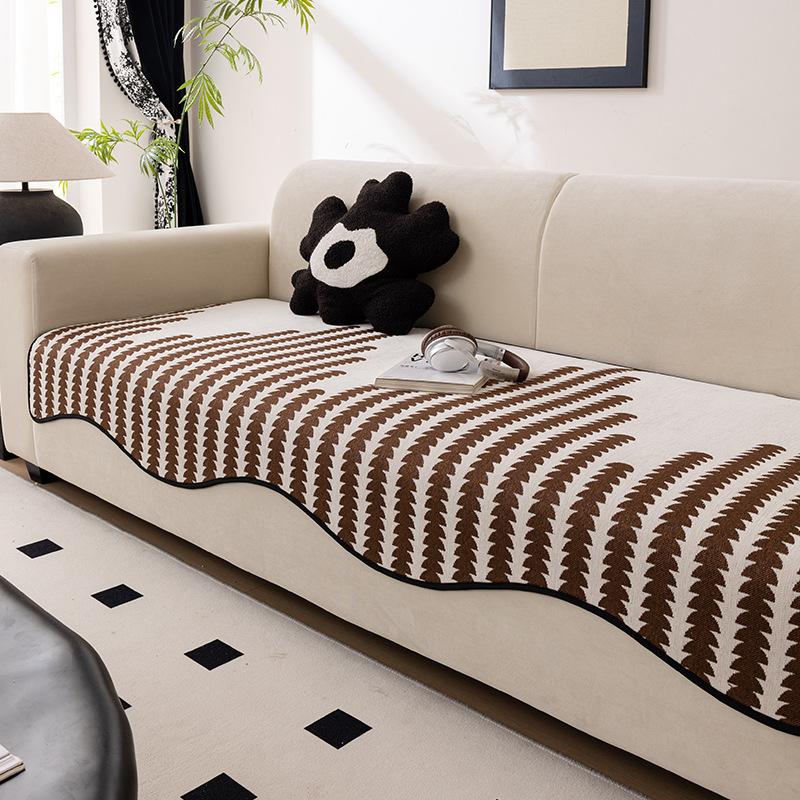 1pc Irregular Jacquard Design with Plush Edge Sofa Cushion, Anti Slip Design - Suitable for Bedroom, Office, Living Room Home Decoration Furniture