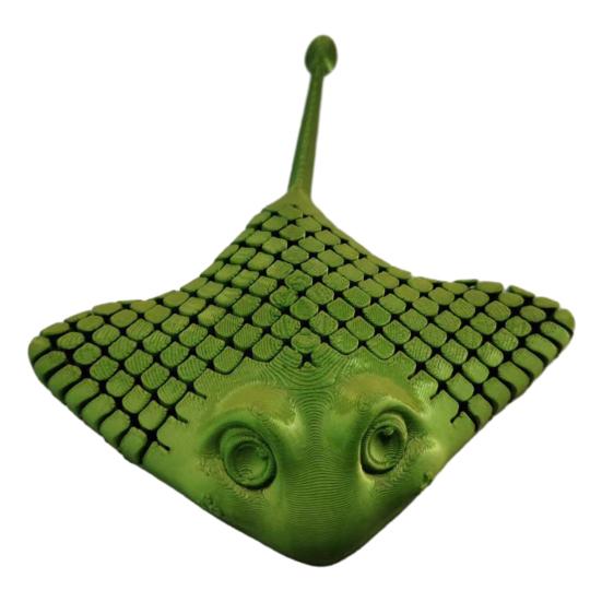3D Printed Manta Ray Fidget Toy, Articulated Manta Ray Stress Relief Toy, Flexible Ocean Sea Animal Figurine, Desk Decoration for Home Office