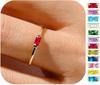 Goldene Geburtssteinringe für Damen Zierlich 14K Gold Plated Baguette CZ Grüner Edelsteinring Personalisierter Schmuck Geschenk zum Geburtstag