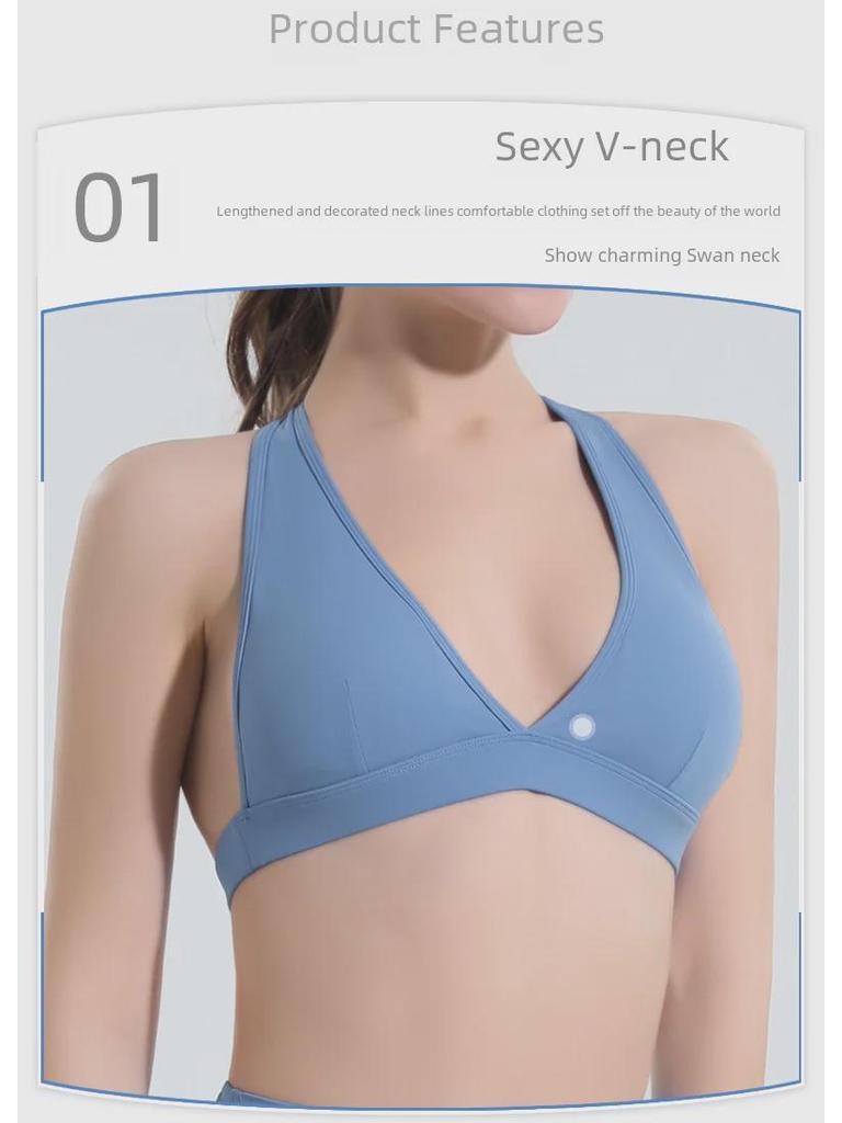 Women's Halter Neck Sports Bra and High Waist Tummy-Lifting Yoga Pants Set with Chest Pad - Quick Dry