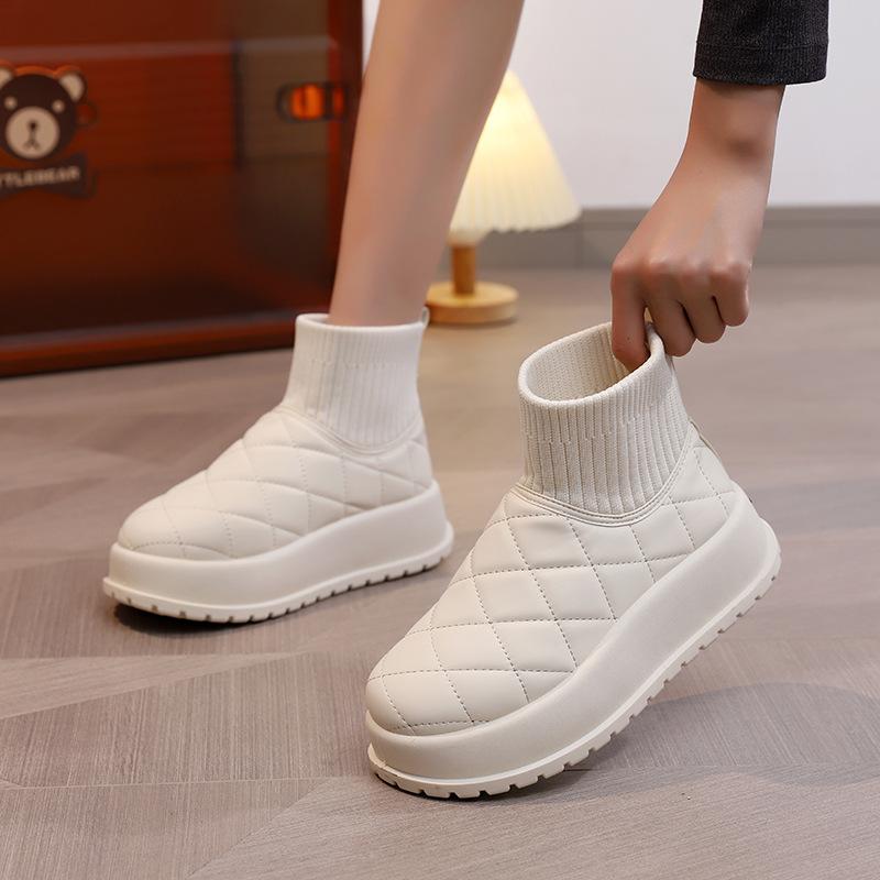thick-soled snow boots women's winter new velvet thickened large cotton shoes women's waterproof and non-slip short boots M