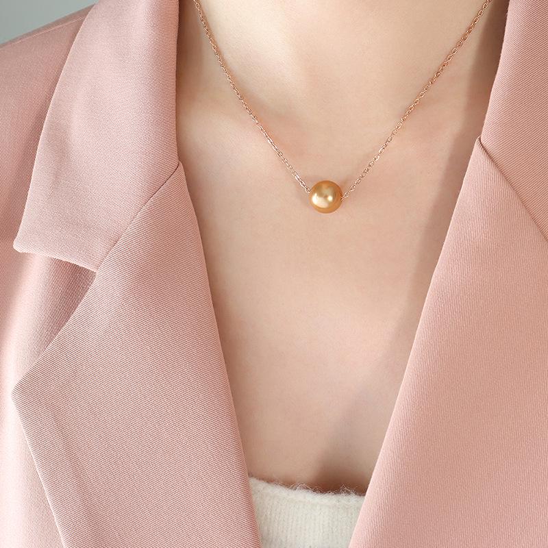 French-Style Choker: Imitation Pearl Clavicle Necklace, 18K Gold-Plated Titanium Steel, Non-Fading Design