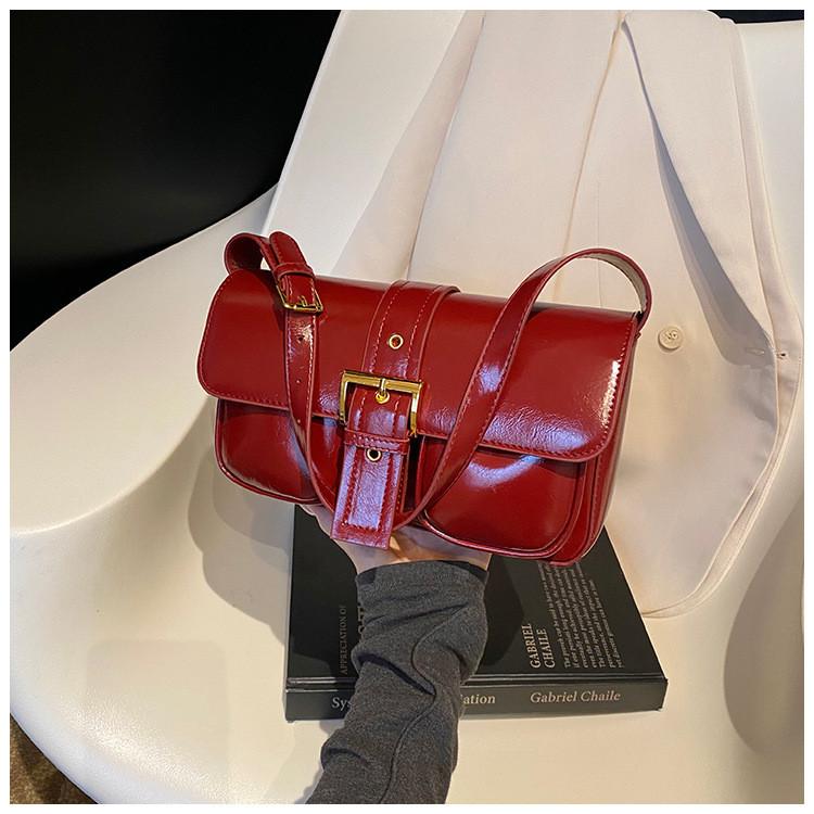 Ielgy Retro Autumn Winter All-Match Fashion Messenger Bag Ladies One-Shoulder Underarm Work Small Square Bag