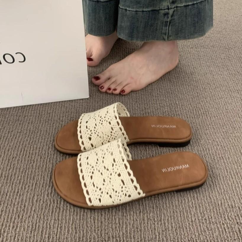Retro gewebte Cool-Slipper mit flachem Boden für Damen-Sommerbekleidung 2025 neu böhmisch Strandurlaub Strand Ein-Wort-Schlappen