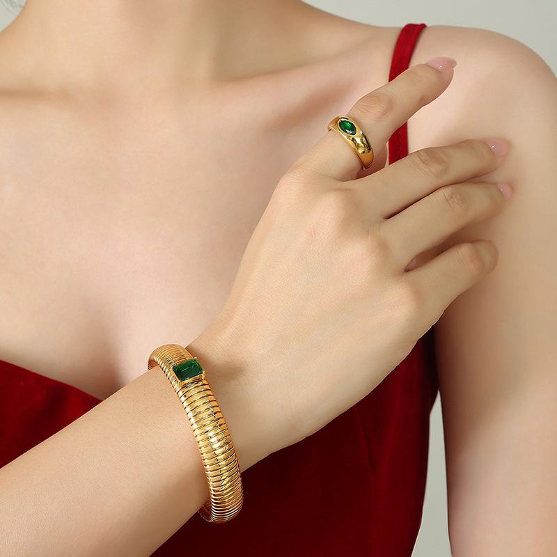Elegant Gold-Plated Zircon Elastic Bangle: Korean-European Style Women's Jewelry