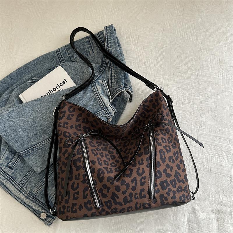 

Вместительная сумка-тоут под мышкой 2025 новая женская сумка модная леопардовая сумка-мессенджер женская сумка на плечо