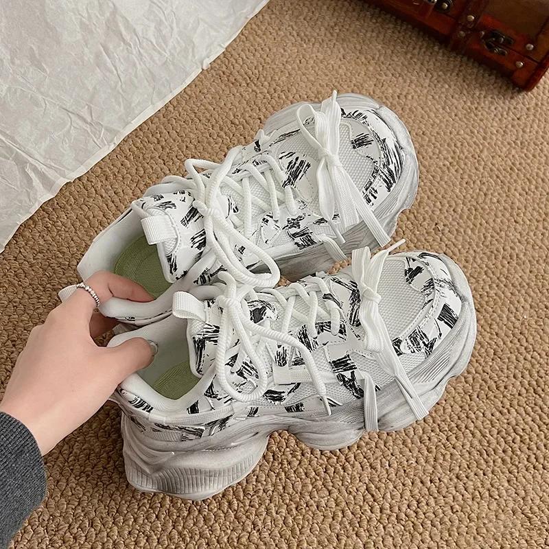 

Мужские/женские кроссовки, черные туфли с граффити, толстая подошва, увеличивающая рост, модная повседневная обувь для пар, со шнуровкой, нескользящая спортивная обувь 36