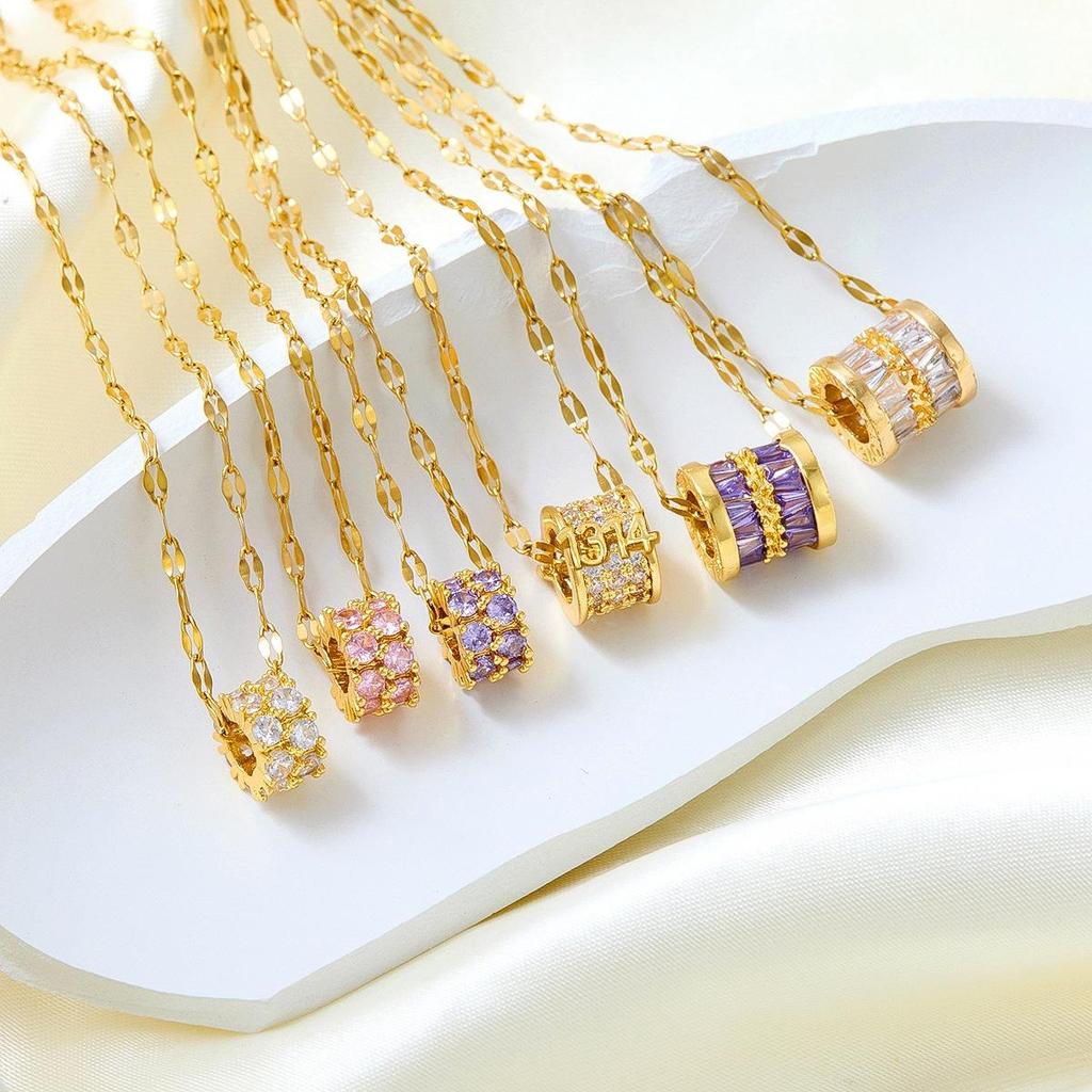 Korean Style Luxurious Rhinestone Pendant Titanium Steel Necklace - Women's Versatile Non-Fading Fashion