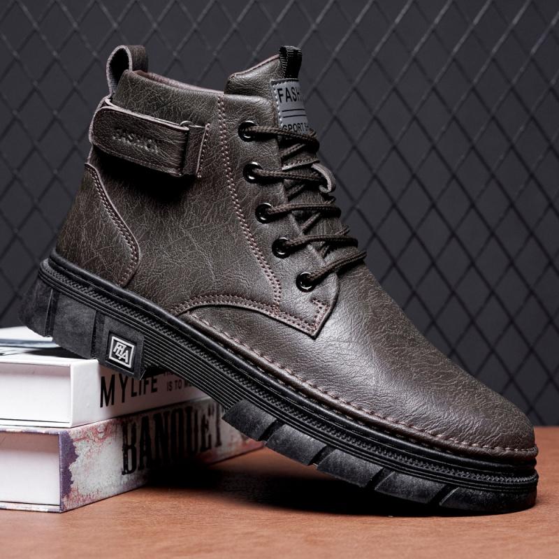 Fashion Black Leather Men Boots High Quanlity Light Men Ankle Boots Winter Outdoor Casual Shoes No-slip High Top Male Work Shoes