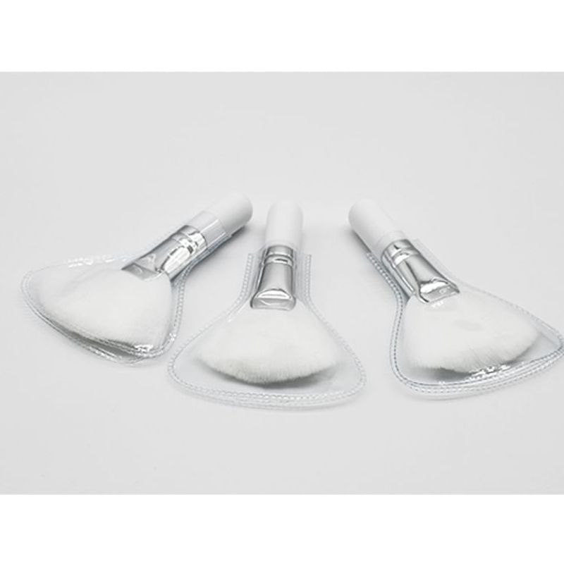 Buttermilk - Mini Fan Makeup Brush