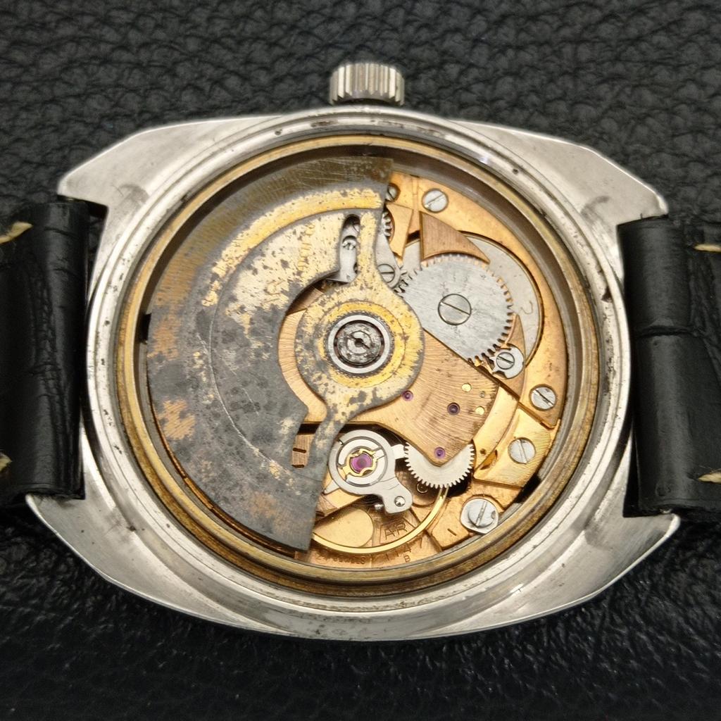 VINTAGE ENICAR AUTOMATIC 1147 SWISS MENS BLACK COLOR DIAL WATCH A700145-5