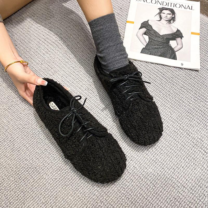 Fashion 2025 Brand Fur Shoes Woman Lace-Up Loafers White Woolen Boots Femmes Thicken Plush Moccasins Winter Curly Lambswool Shoes Ladies