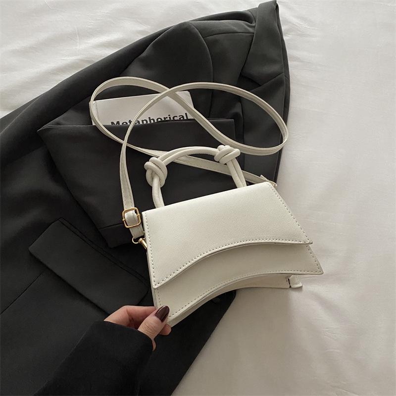 

2024 Autumn Fashion Trend Women s Casual Solid Color Shoulder & Crossbody Bag