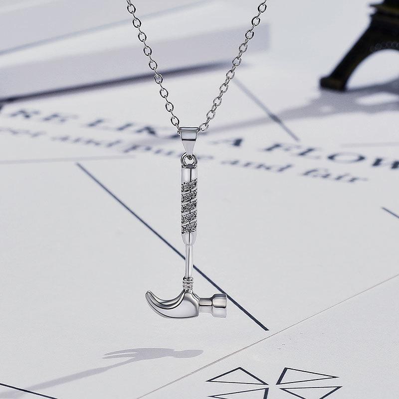 Hammer Necklace Women's Collarbone Chain I Love You Personality Beating Heart Pendant Simple Jewelry