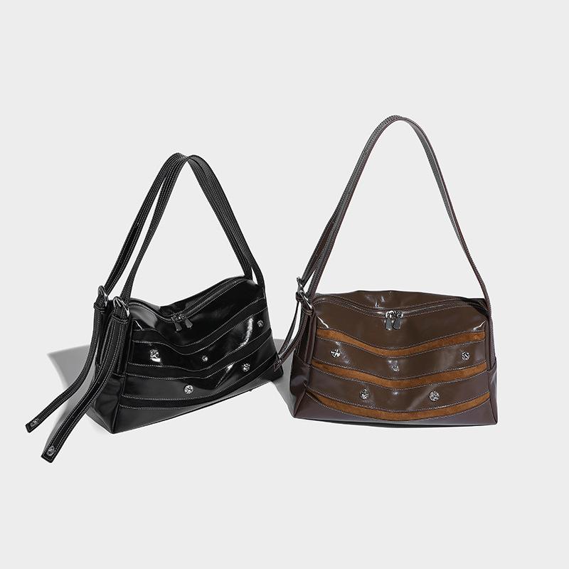 Versatile single shoulder crossbody bag for women large capacity tote bag decompression bag retro bag new