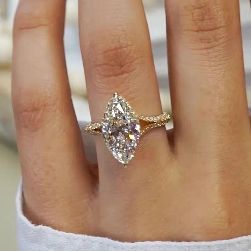Zhu Zhi Fan Gioielli Anello in Argento Sterling S925 con Diamante Taglio Marquise: Elegante Design Europeo e Americano.