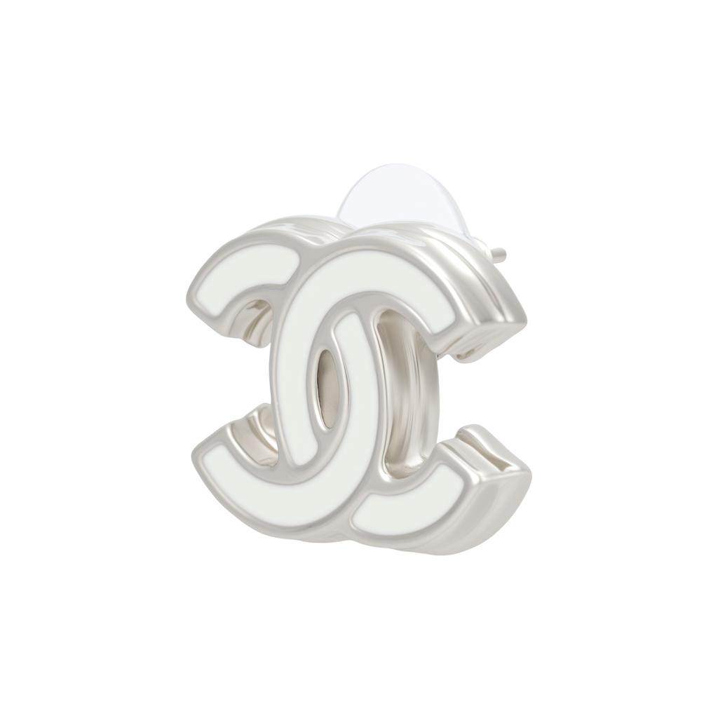 Chanel 25S Spring Summer Two-Tone Logo Metal Earrings Unisex Earrings Silver White ABF565-B20465-U0776