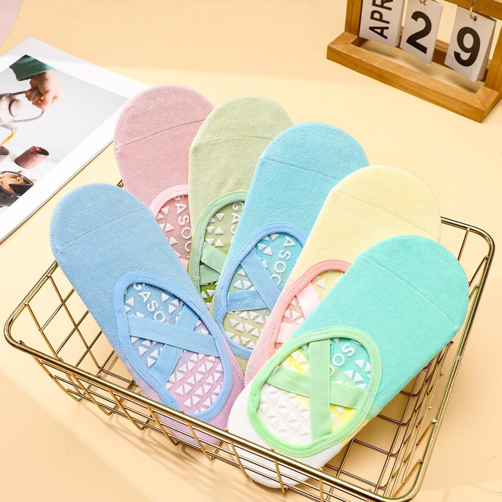 Girldate Yoga and for Indoor and Gym Suitable for All Seasons Women's Non-Slip Socks, 6-Pair Set, Short, Cotton, Comfortable, Stretchy, Non-Slip