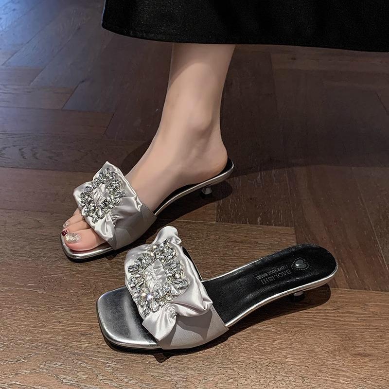 2025 New French Square Head Slippers Women's Summer Wear Fashion Heel One-word Drag High-end Feeling with Skirt Cool Slippers