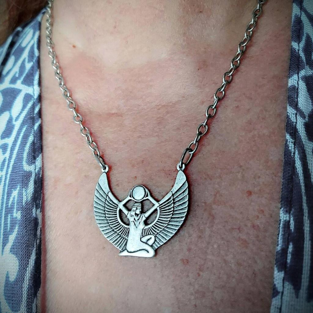 Isis Goldkette: Ägyptische Fruchtbarkeitsgöttin Anhänger Schmuck