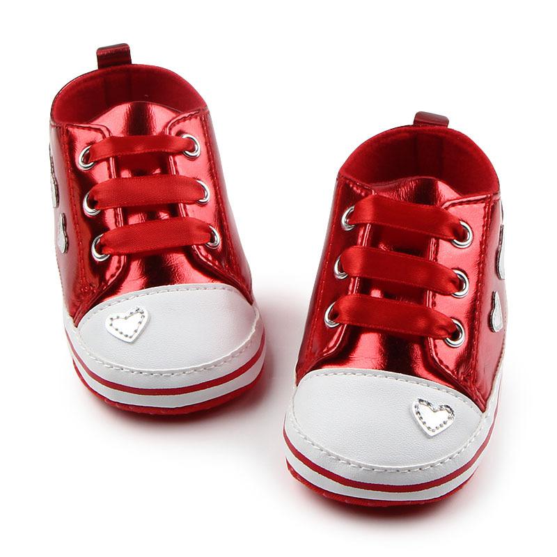 Zapatillas bebe de primeros pasos con motivo corazón y cordones de pego en  distintos colores comprar a buen precio — entrega gratuita, reseñas reales  con fotos — Joom