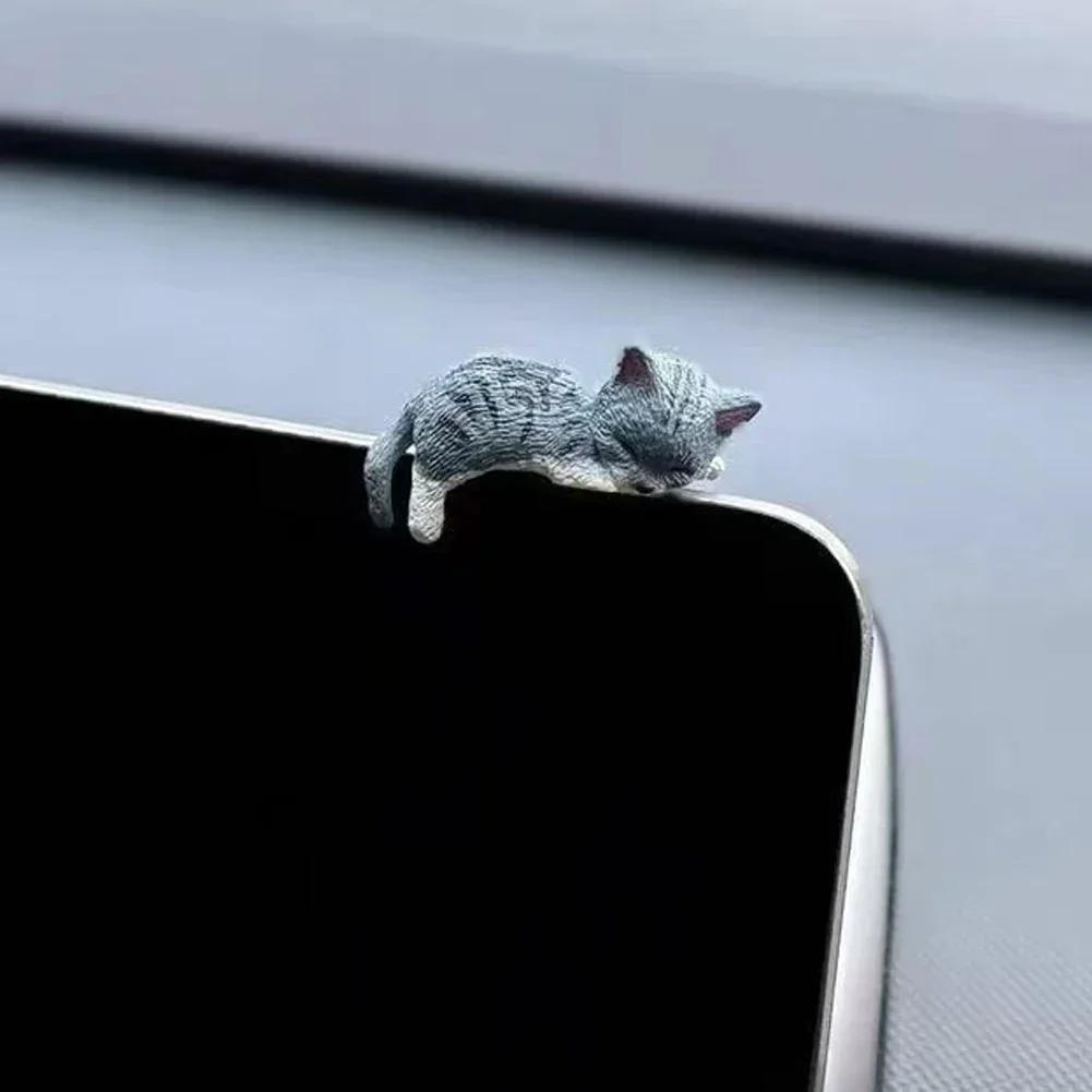 1 Stück Süße Cartoon-Katze Ornament Auto Mittelkonsole Navigator-Bildschirm Schlafende Katze Dekoration Für Display Liegende Katze Tierfigur