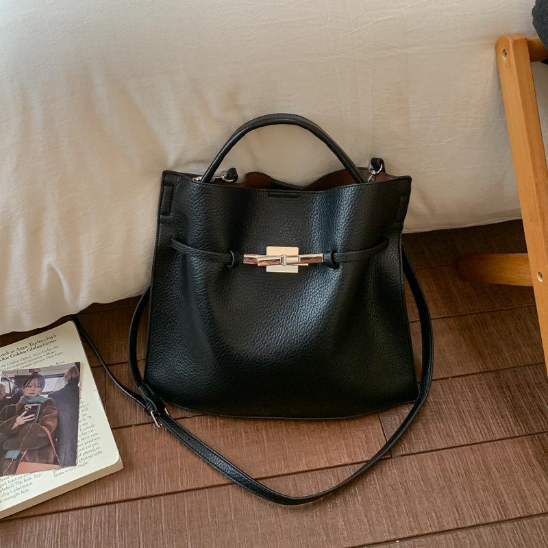 Work Bag with A Stylish Single Shoulder Strap and A Kelly-style Crossbody Bag