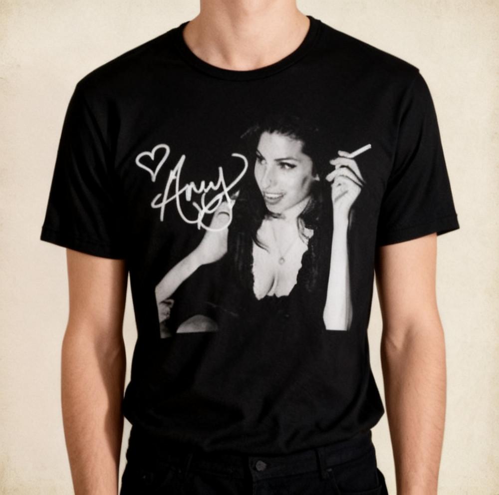 

Amy Winehouse Smoking Heavy Cotton Black Full Size Men Women Shirt NWT Unisex T-Shirt S