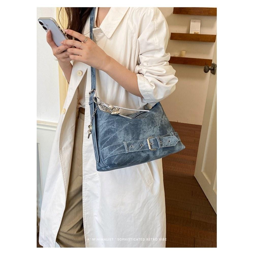 Women Vintage Large Capacity Soft PU Shoulder Bag with Belt Detail for Daily Commute
