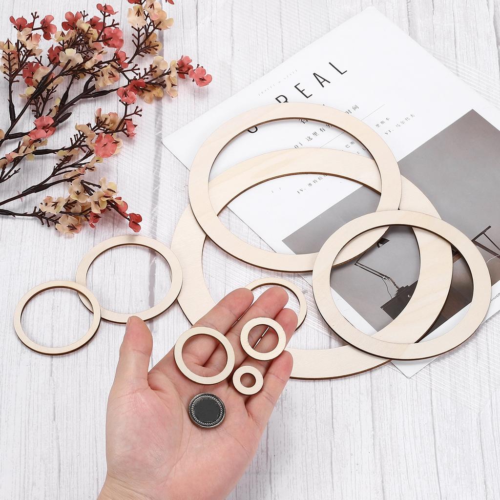 Unfinished Wood Rings Natural Wooden Ring Circle Flat Round Shape Ornaments Wooden Slices for Frames DIY Crafting Projects Decor